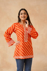 Rust with laheriya prints
