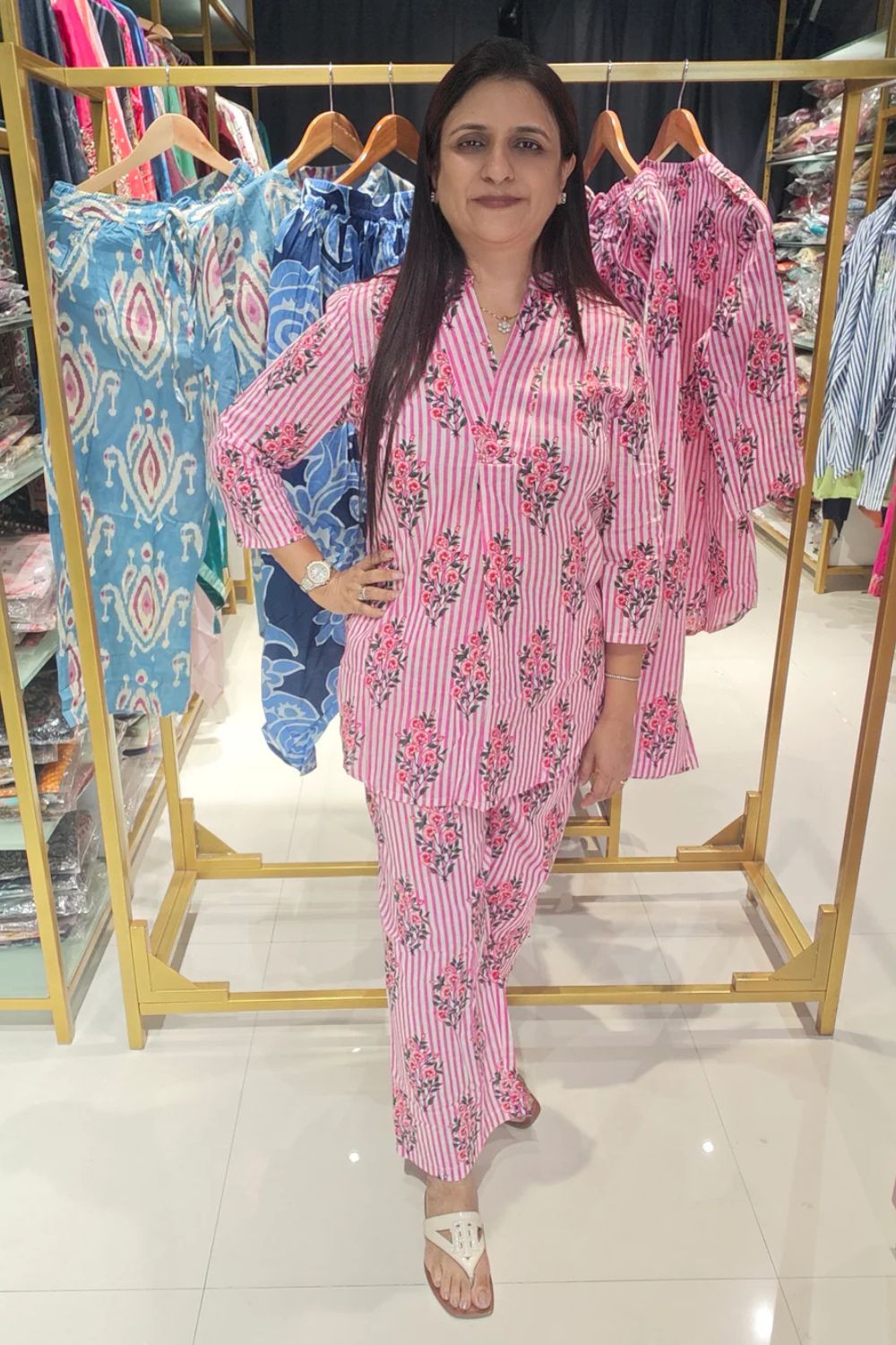 Co ord set Febric  jaipuri cotton Colour pink and white