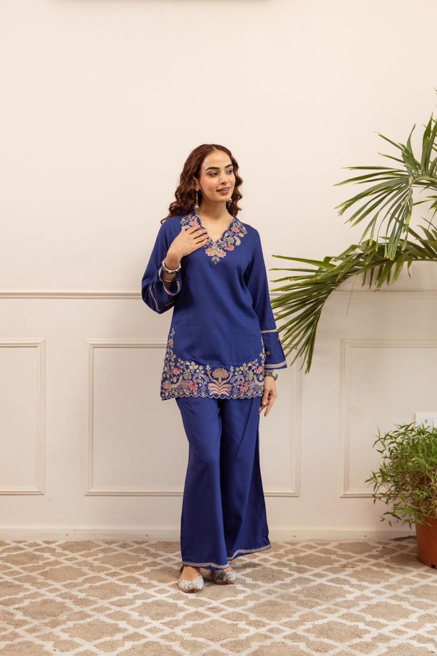 Co ord set Zari and thread work detailing  Bellbottom plazo