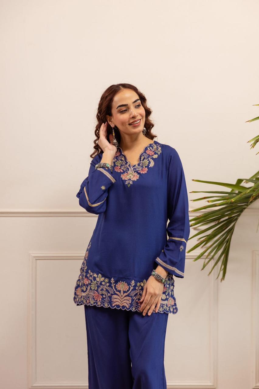 Co ord set Zari and thread work detailing  Bellbottom plazo
