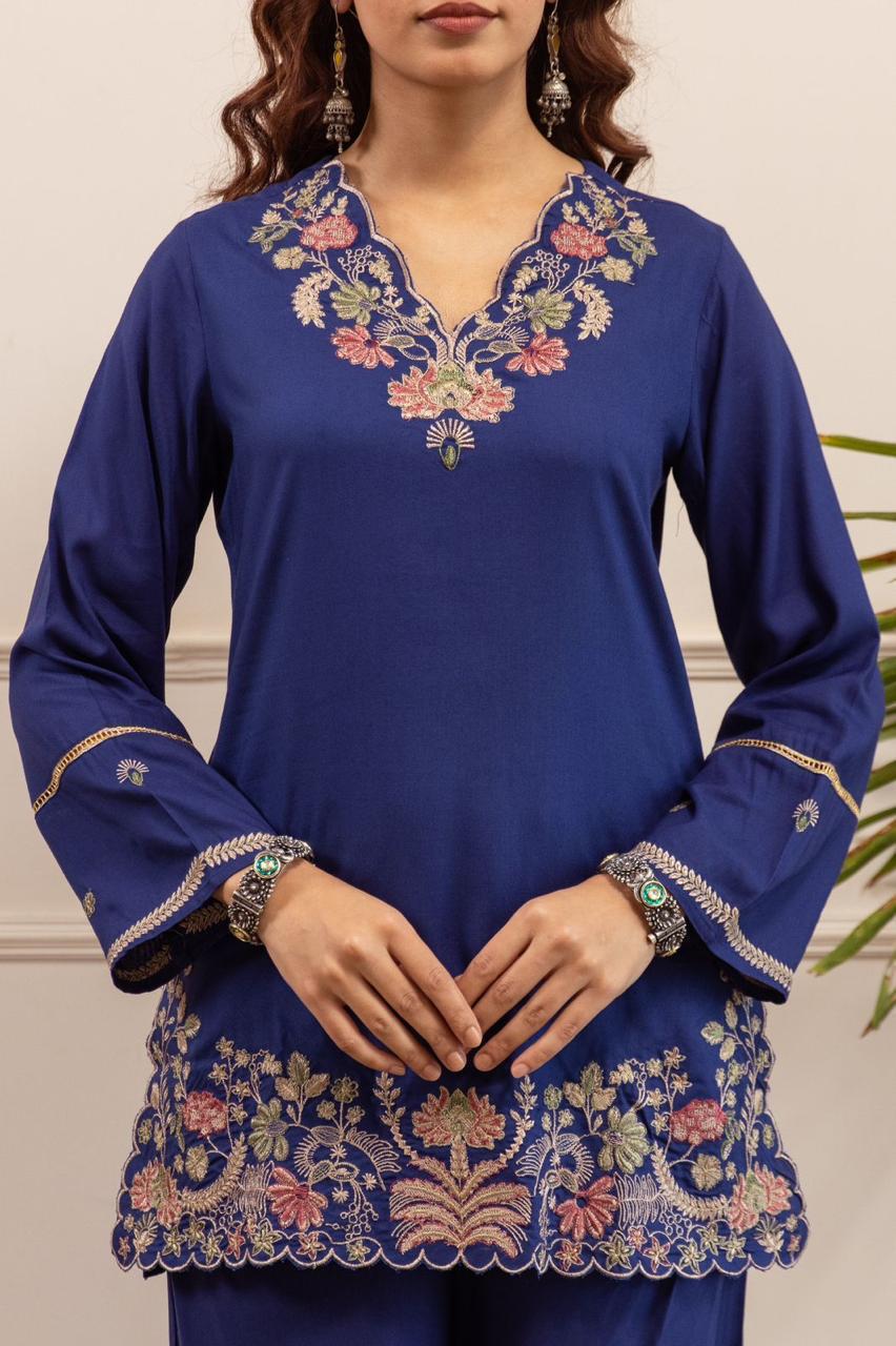 Co ord set Zari and thread work detailing  Bellbottom plazo